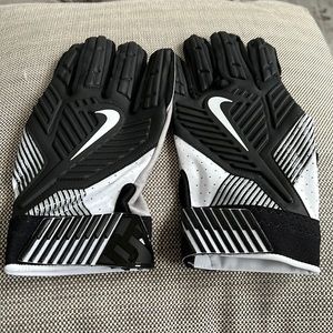 Nike NFL football gloves